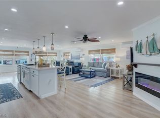 5554 Sir Walter Way, North Fort Myers, FL 33917
