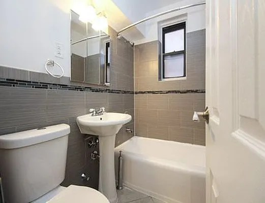 Rented by SW Queens Mezzanine | media 5