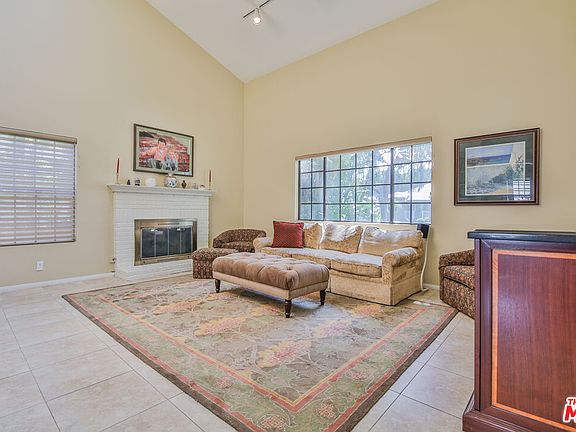 4th image of 10951 Wagner St