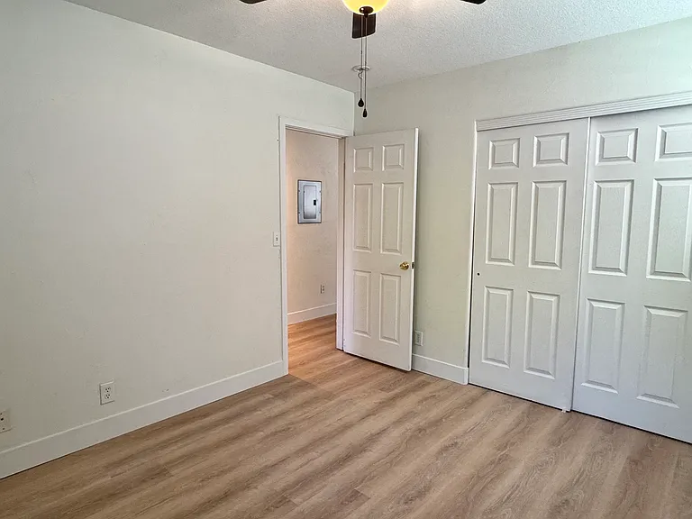 2345 N Clay St #7 — Photo 10