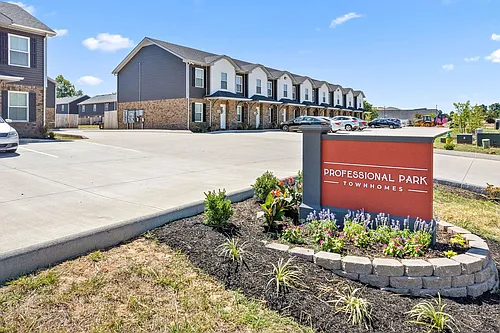 Professional Park Townhomes Photo 1