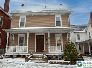 30 2nd St #32, Slatington, PA 18080