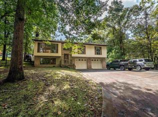 62 Pinnacle Ln, Morgantown, WV 26508