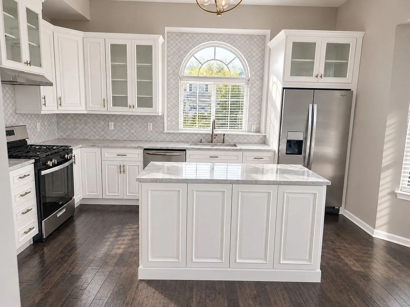 Gorgeous 3BR 2.5 Bath Twin in Providence Reserve — Photo 4