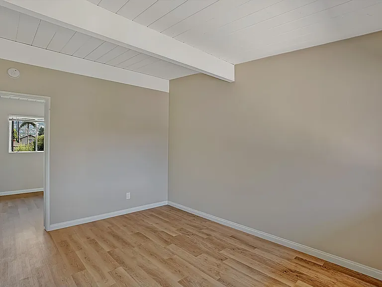 1114 Garden St — Photo 9