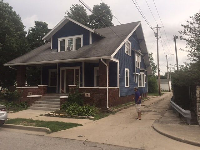 1st image of 214 N Elm St