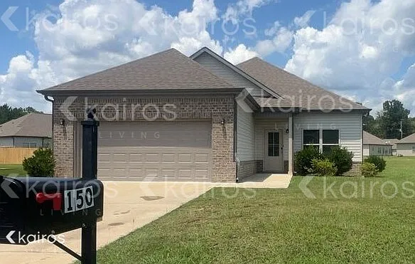 4 bed, 2.0 bath, 1802 sqft, $1,755 — Photo 1