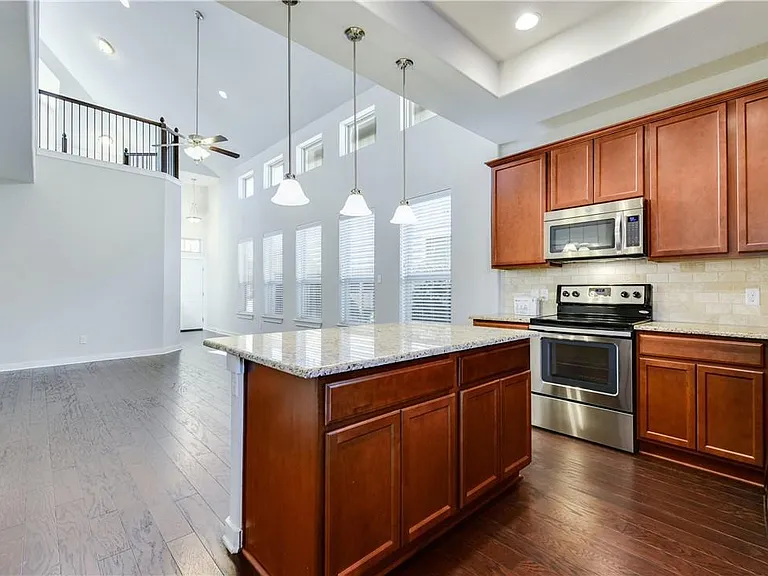 3920 Kenter Xing — Photo 9