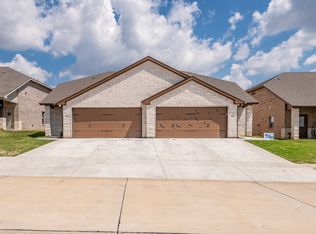 722 Rolling Terrace Cir, Granbury, TX 76049