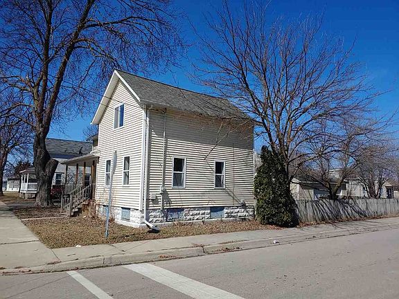 3rd image of 1609 Prairie St