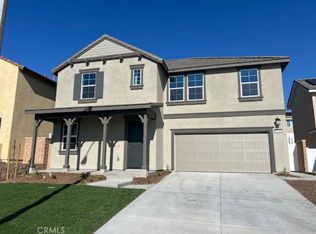 542 Cumberland Rd, Rialto, CA 92377