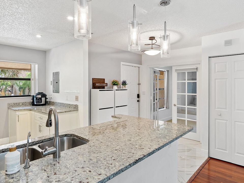 1st image of 4065 NW 22nd Street #218c