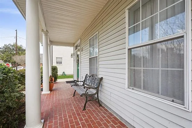 3 bed, 3.5 bath, 2618 sqft, $3,000 — Photo 4