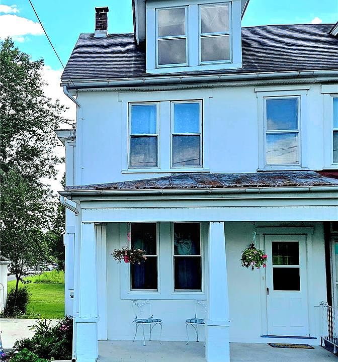 1st image of 10 Barto Rd
