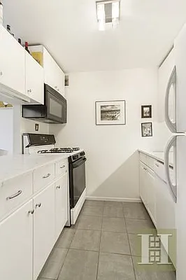 Sold by Halstead Real Estate | media 10