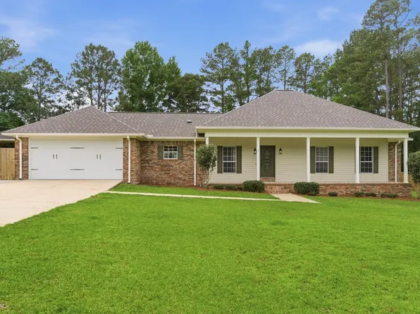 21 Pleasant Valley Dr, Petal, MS 39465