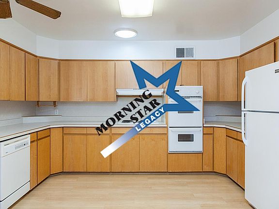 2nd image of 1305 Roberts Dr