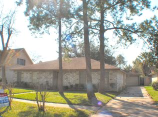 12207 Spring Grove Dr, Houston, TX 77099