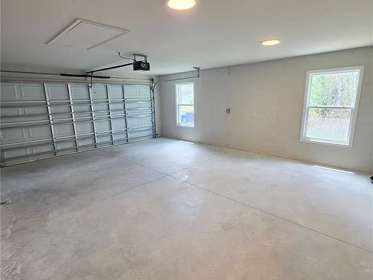 5553 Castania Dr — Photo 24