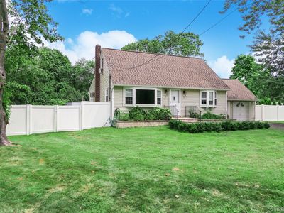 115 Hedges Road, East Patchogue, NY, 11772