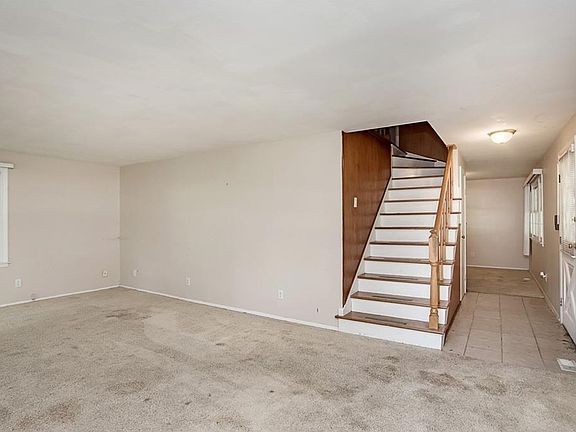 5th image of 7346 Mikesell Dr