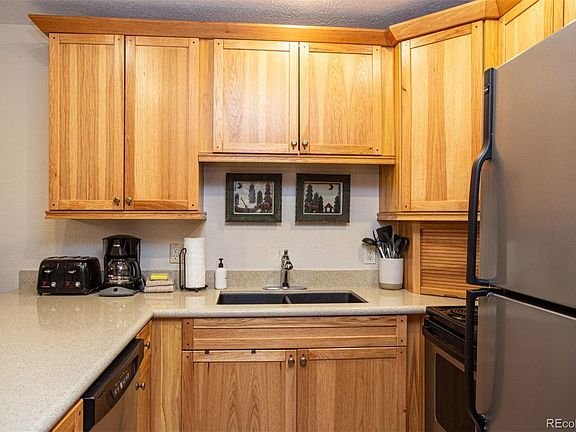 5th image of 305 S Park Avenue #205