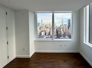 515 W 36th St #36B, New York, NY 10018