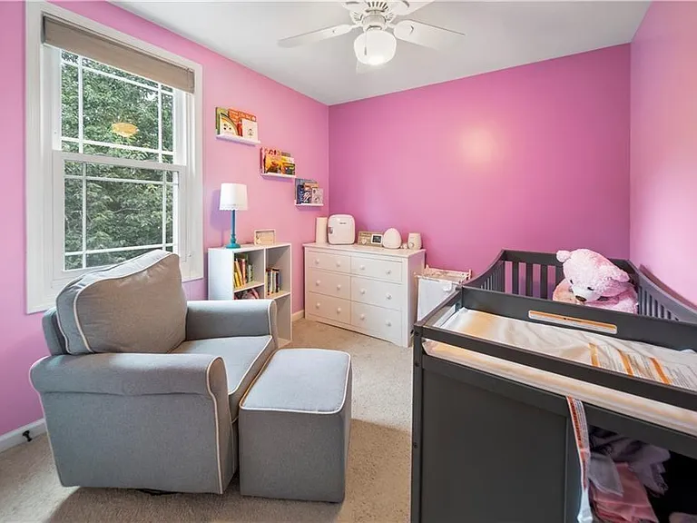 156 Stoneforest Dr — Photo 12