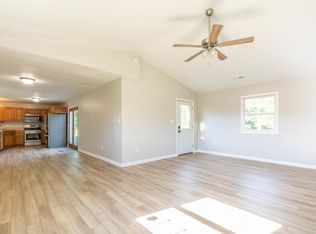 7237 S Whippoorwill Ln, Bloomington, IN 47401