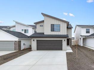 10813 Rutland St, Caldwell, ID 83605