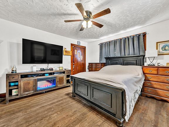 3rd image of 1118 Jamison Ave SE