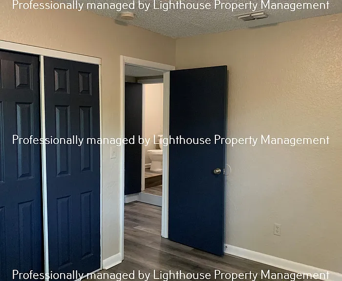 9036 Castle Blvd — Photo 13