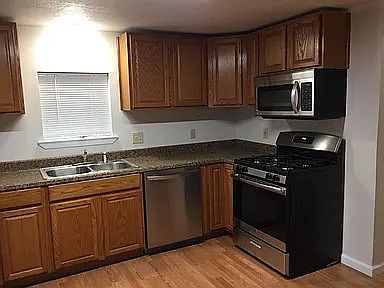 2nd image of 163 Hood Dr
