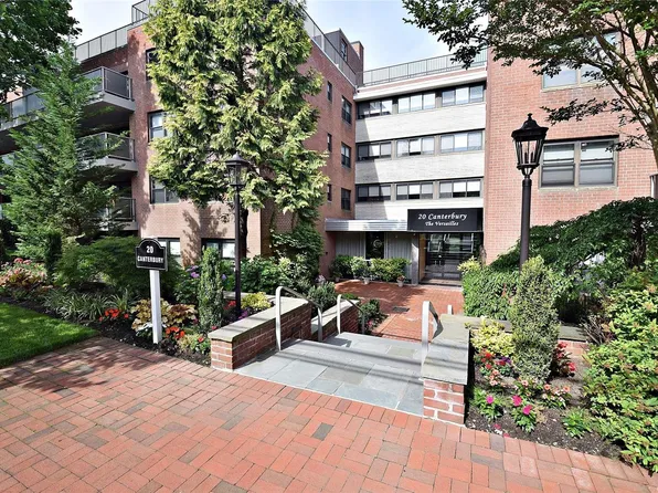 20 Canterbury Road #3B, Great Neck, NY 11021