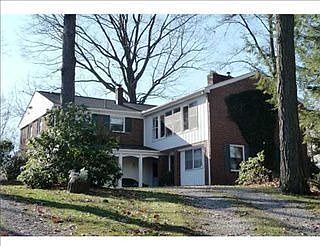 2nd image of 107 Miller Dr