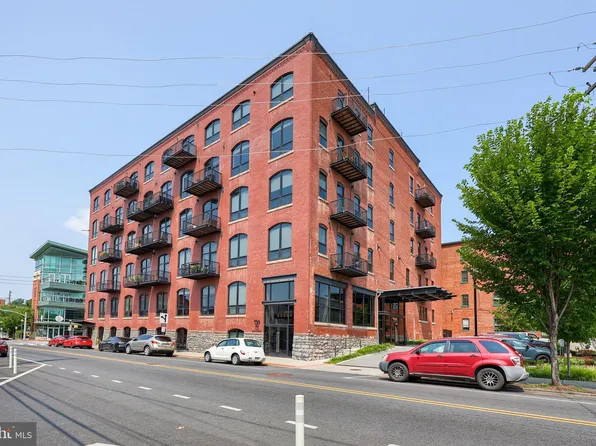 41 W Lemon St #203, Lancaster, PA 17603