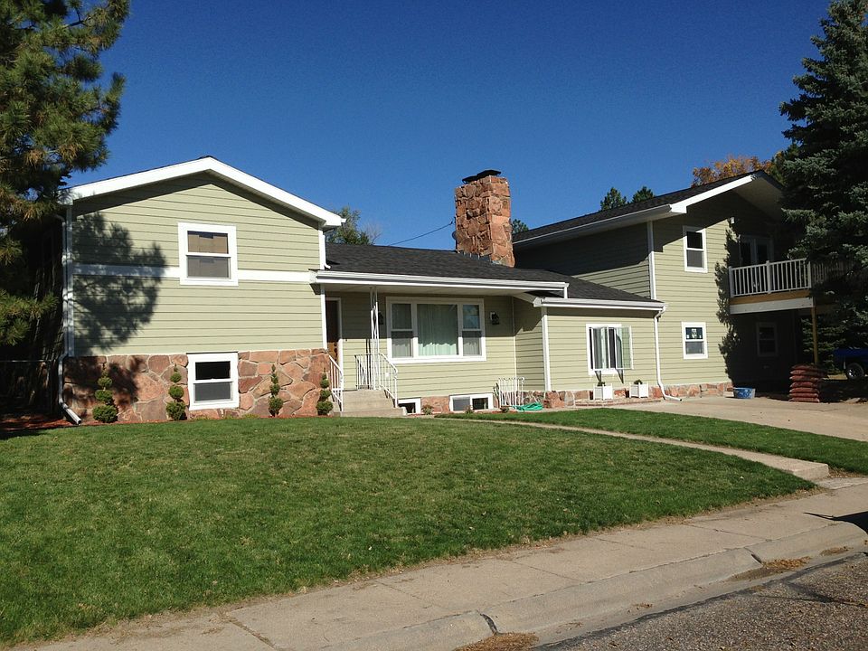 1st image of 1345 E 11th St