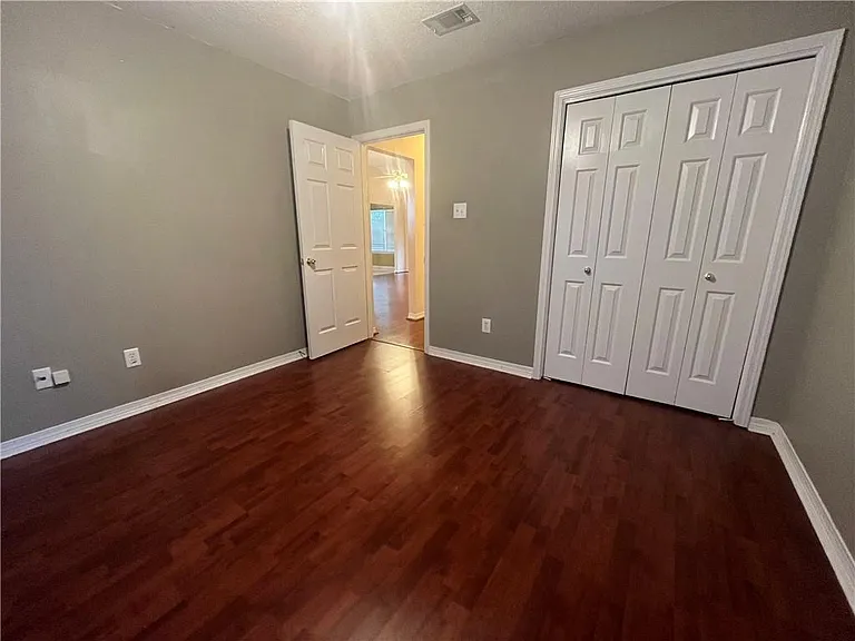 1363 Kilearn Dr — Photo 8