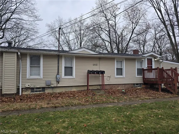 1302 Walnut St, Kent, OH 44240