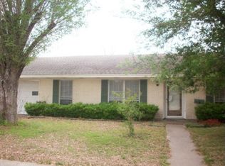 108 Kenilworth Gln, Victoria, TX 77904