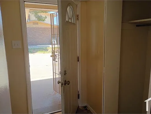 10241 Luella Ave — Photo 15