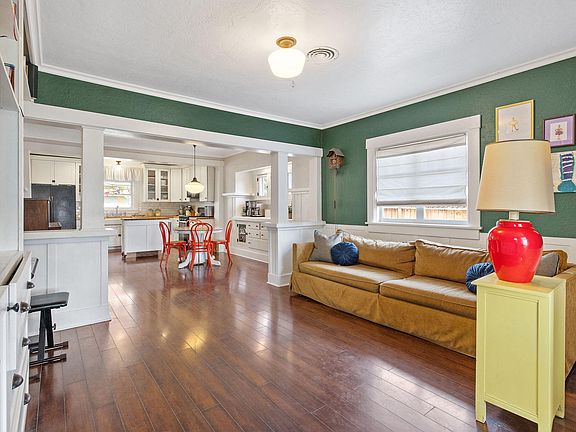5th image of 533 S E Street