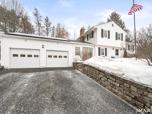 2nd image of 3 Valery Road