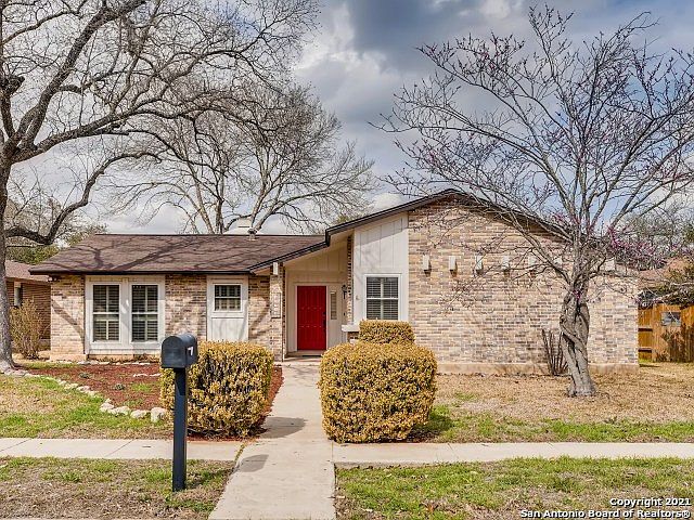 1st image of 13718 Castle Grove Dr