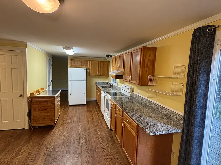 1001 Ironstone Ct — Photo 8