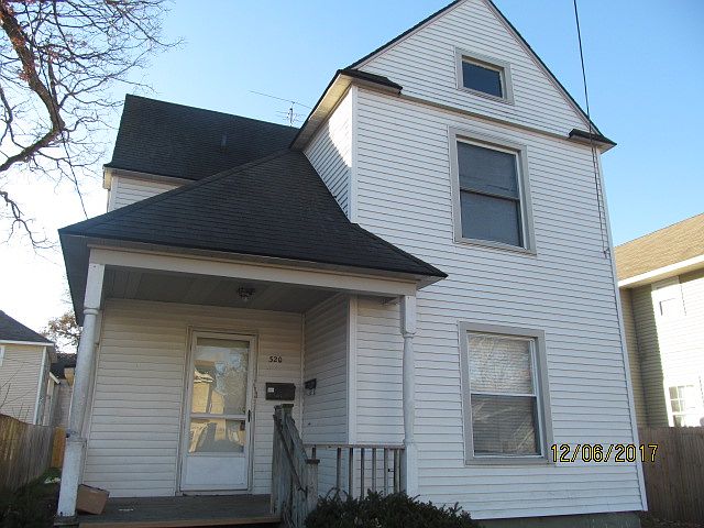 1st image of 320 Highland St SE #1