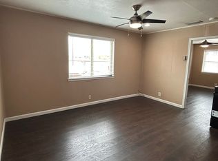 224 Avenue F APT 12, Denton, TX 76201
