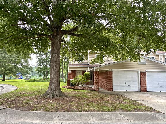 3rd image of 12 Gaston Pl