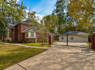 716 Forest Lane Dr, Conroe, TX 77302