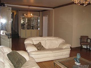 1st image of 2555 23rd St